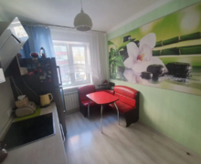 Продаётся 4-комн. квартира, 84.6 м²