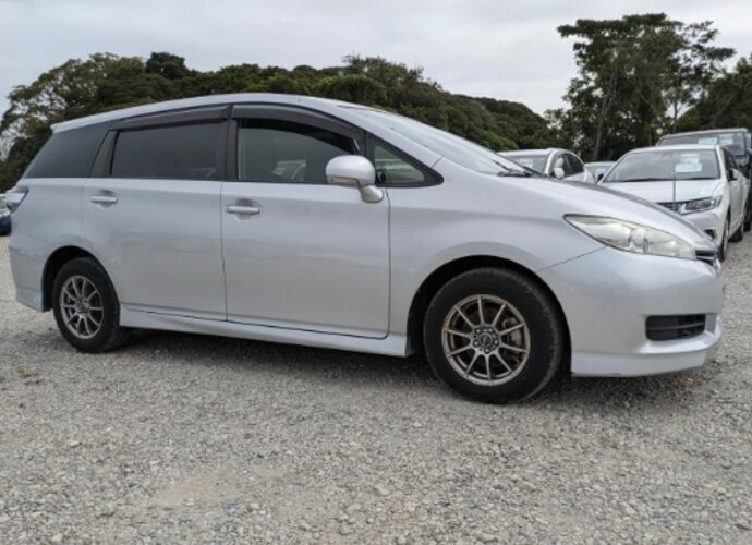 Toyota Caldina, 2015