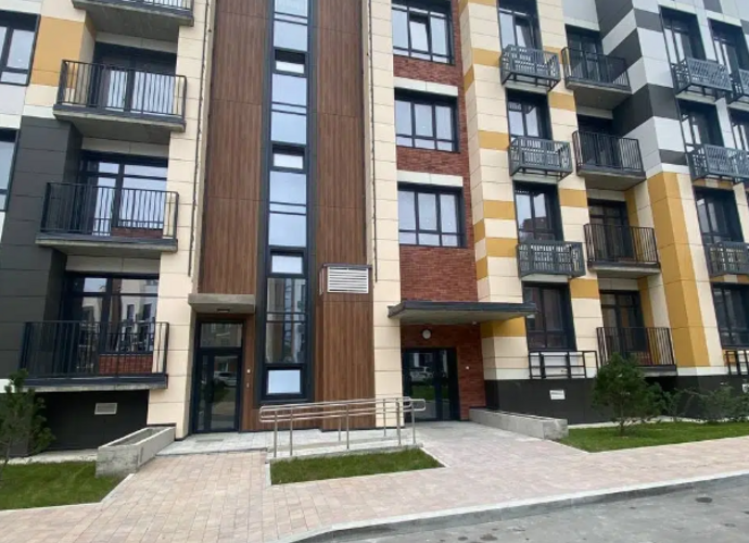 Продаётся 3-комн. квартира, 82.7 м²