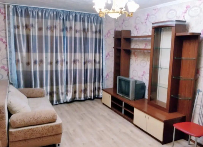 Продаётся 2-комн. квартира, 42.4 м²